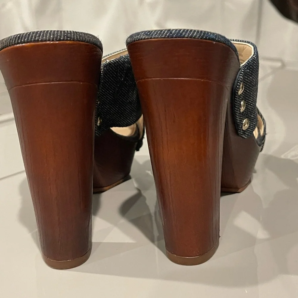 ✨Vince Camuto Sexy Jean Heels✨ - Picture 5 of 9
